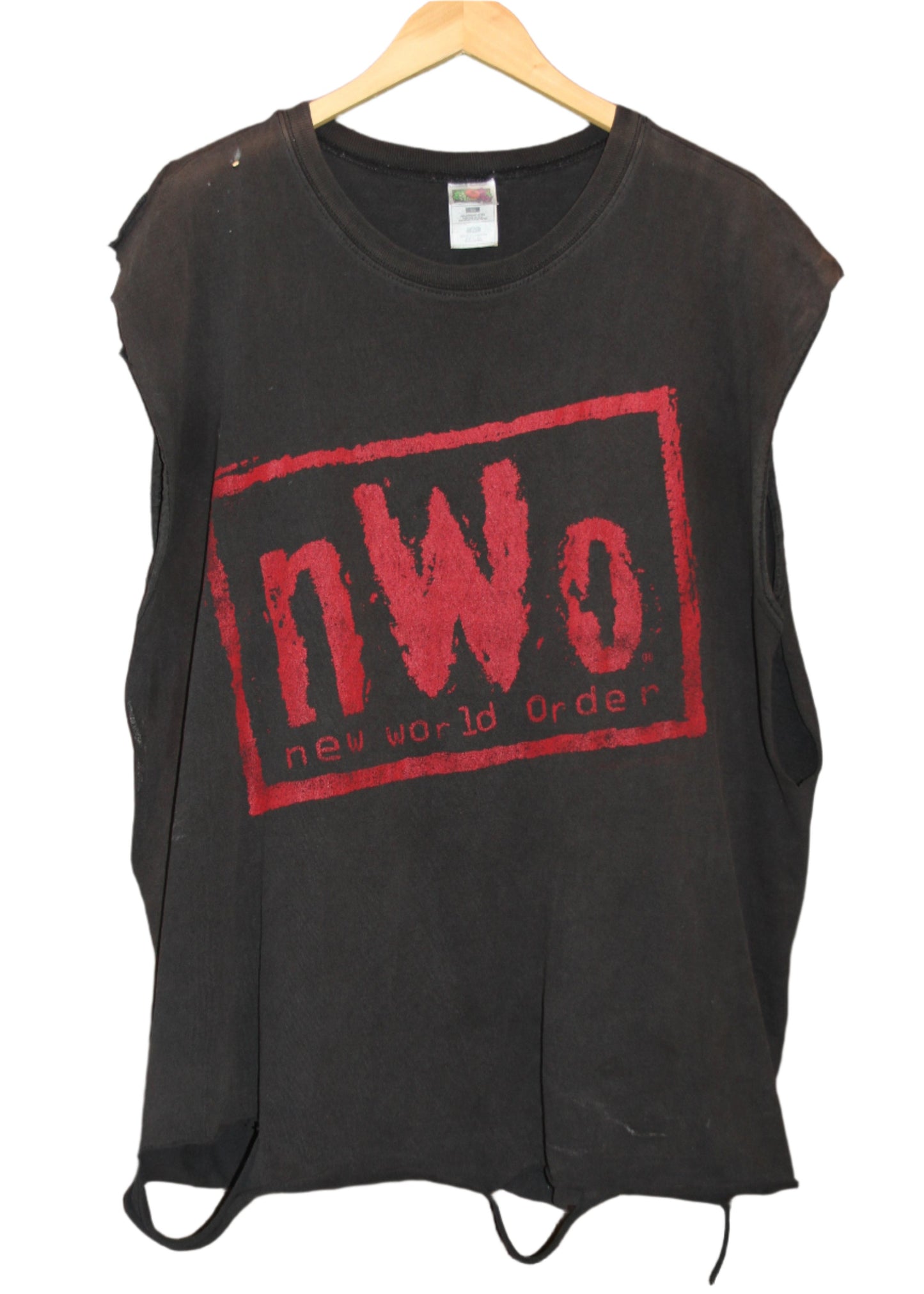 THRASHED VINTAGE NEW WORLD ORDER SLEEVELESS (XXL)