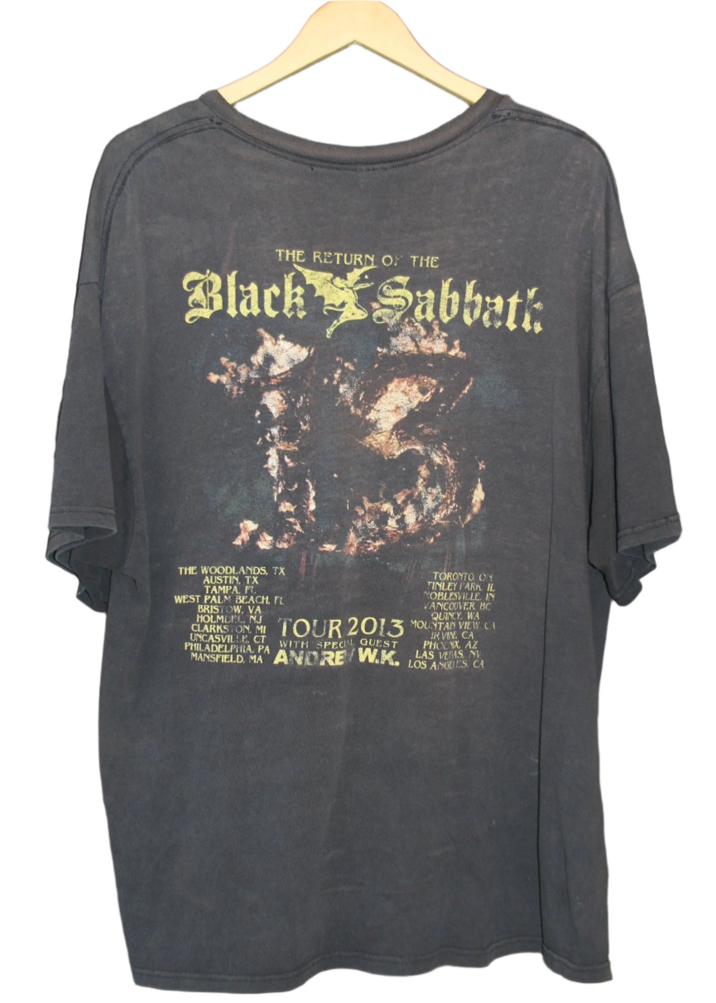 THRASHED VINTAGE BLACK SABBATH TEE (XXL)